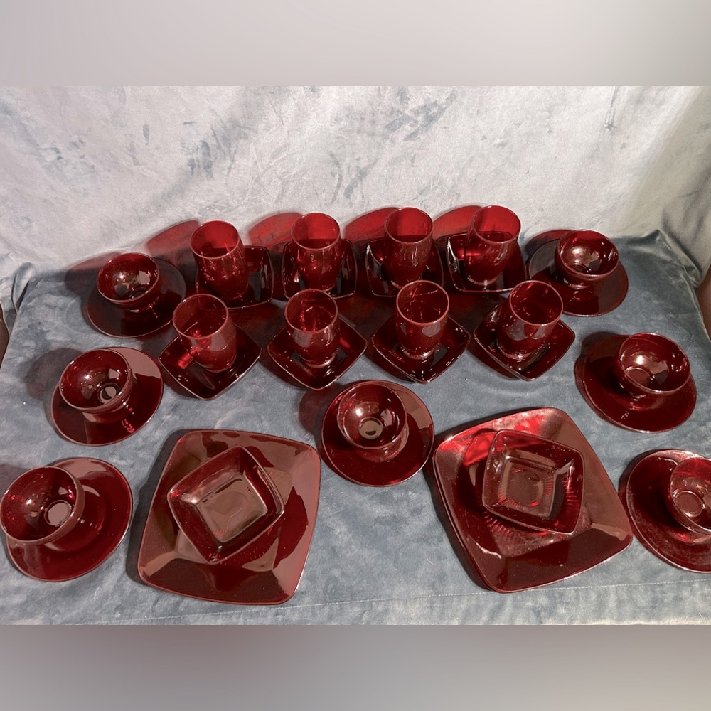 Vintage 30’s-40’s Anchor Hocking GlassCorp. Royal Ruby, anchor glass